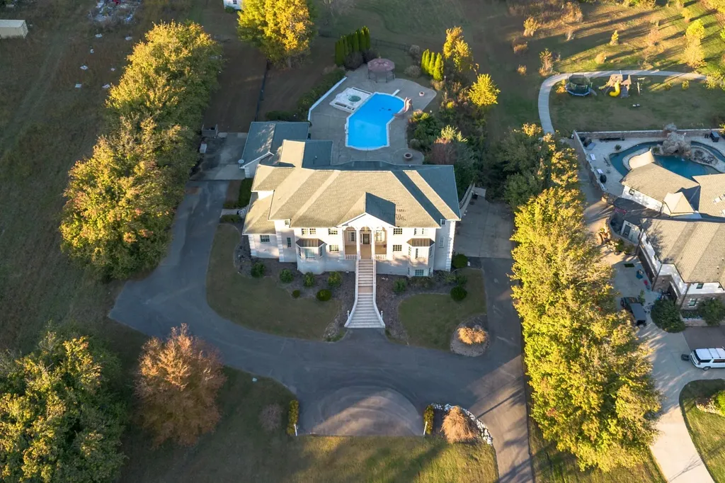 6024 Rock Springs Road Smyrna TN 37167