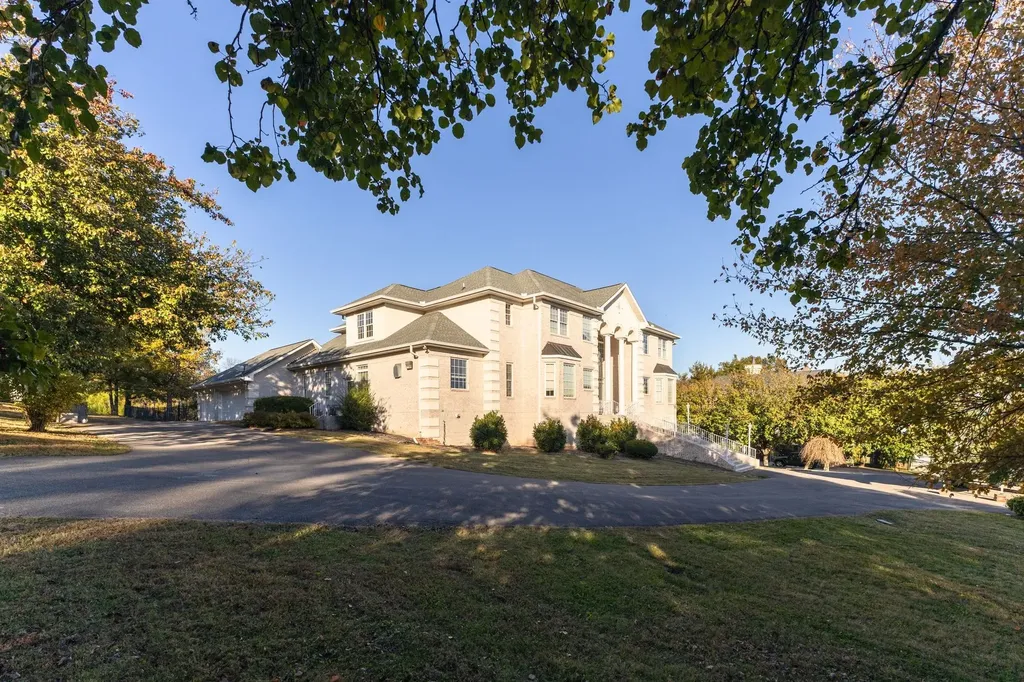 6024 Rock Springs Road Smyrna TN 37167