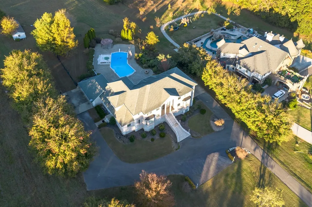 6024 Rock Springs Road Smyrna TN 37167