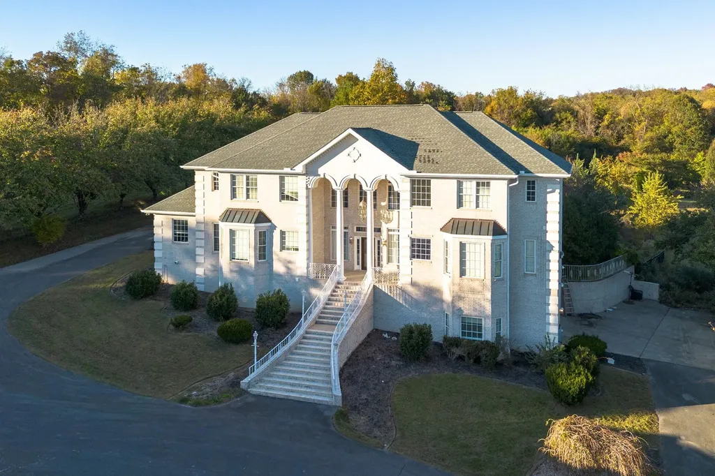 6024 Rock Springs Road Smyrna TN 37167