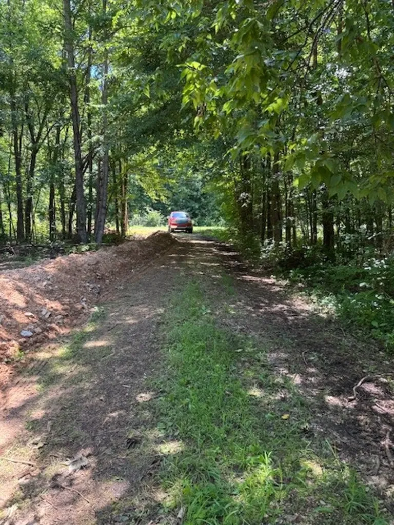 430 Petty Drive Linden TN 37096