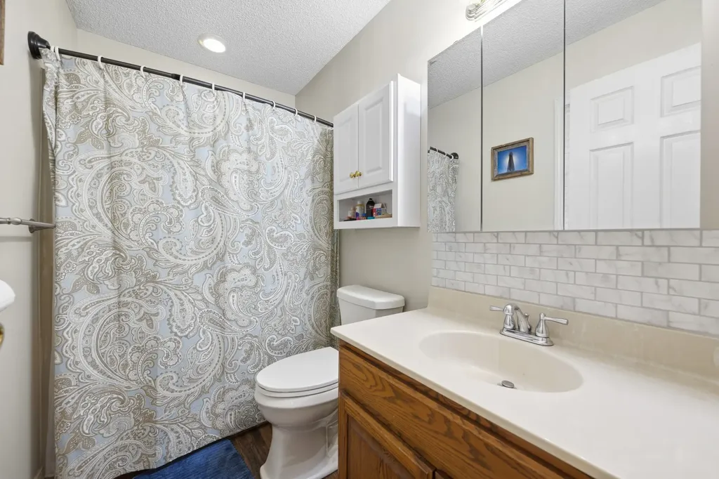 33 Hillview Drive Hollow Rock TN 38342