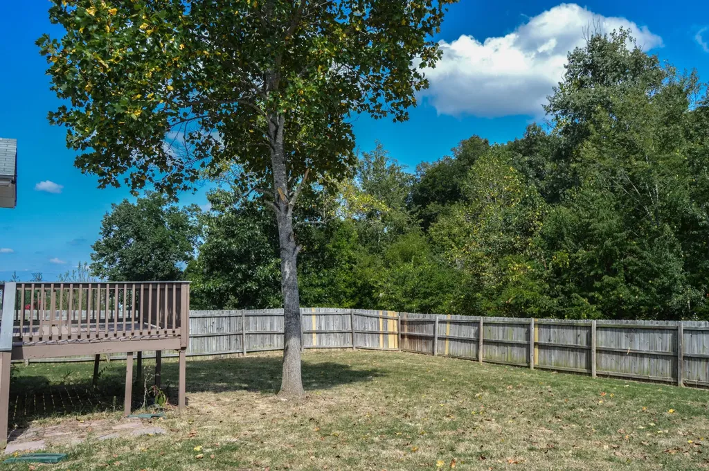 2769 Ridgepole Drive Clarksville TN 37040