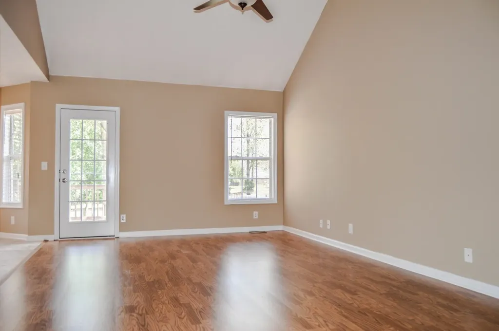 2769 Ridgepole Drive Clarksville TN 37040