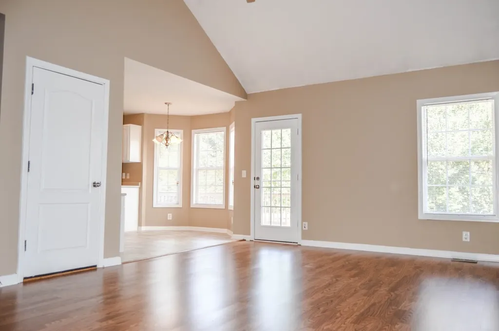 2769 Ridgepole Drive Clarksville TN 37040