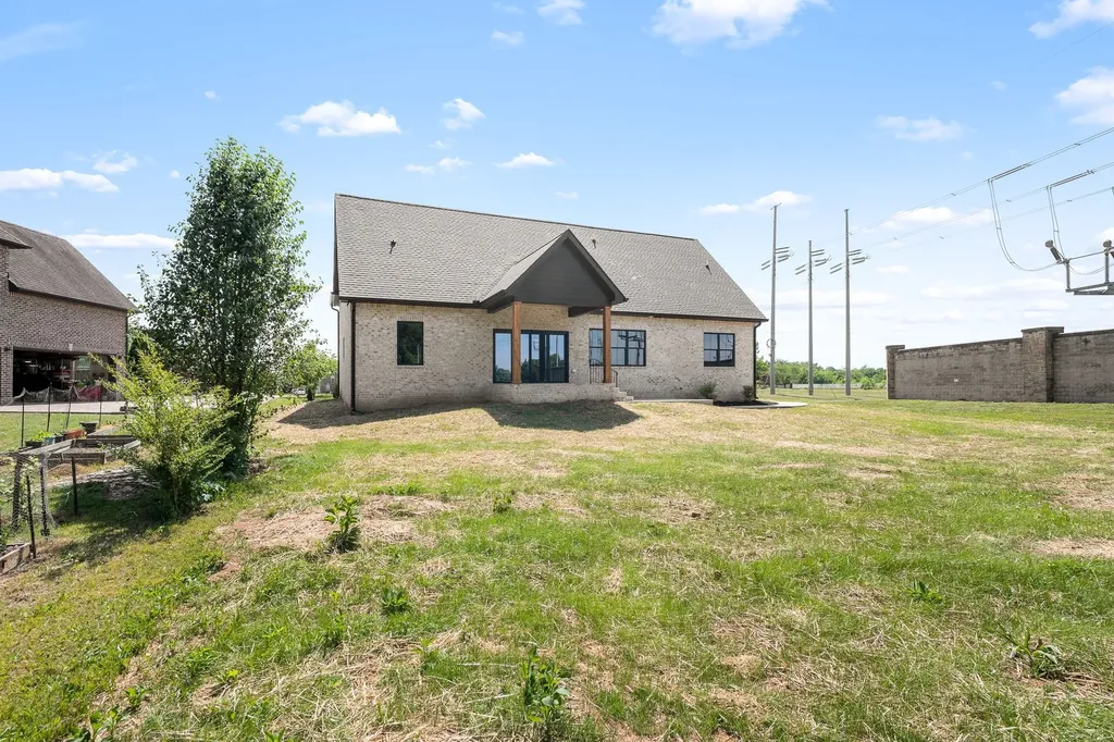 2338 Thad Court Murfreesboro TN 37128
