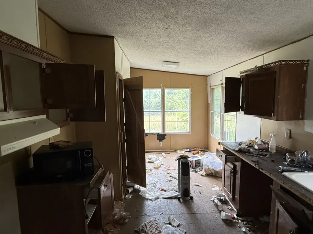 1271 Freeman Loop Cumberland Furnace TN 37051