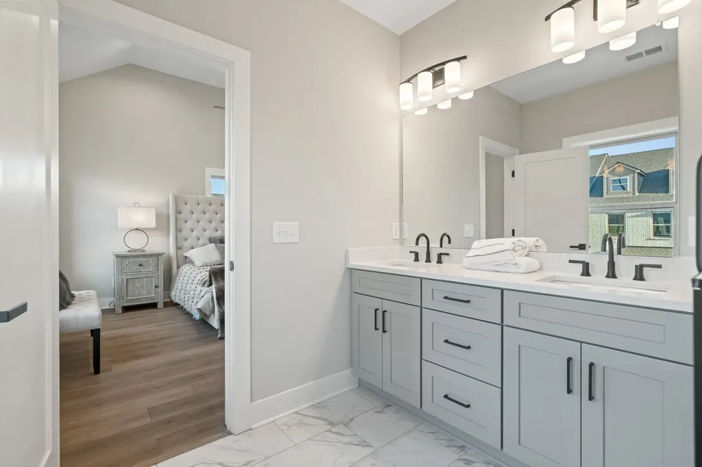210 Charlotte Everly Circle Hendersonville TN 37075
