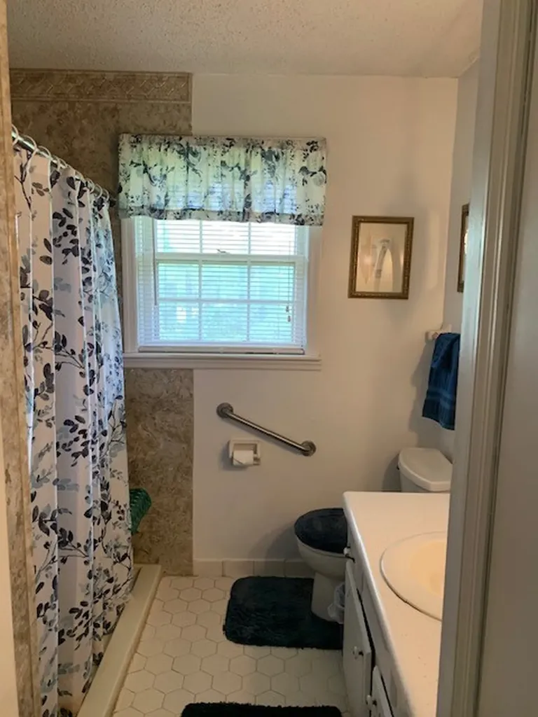 912 Oak Vale Hermitage TN 37076