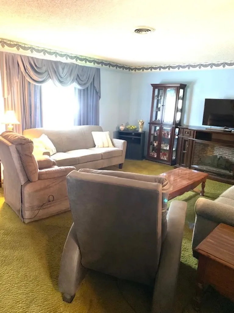 912 Oak Vale Hermitage TN 37076