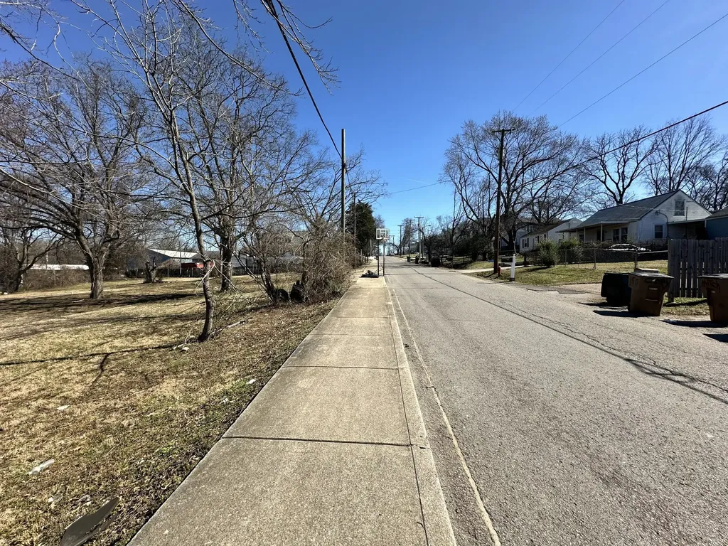107 Queen Avenue Nashville TN 37207