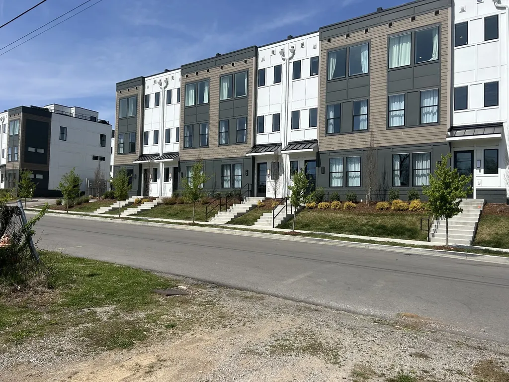 114B Lucile Street Nashville TN 37207