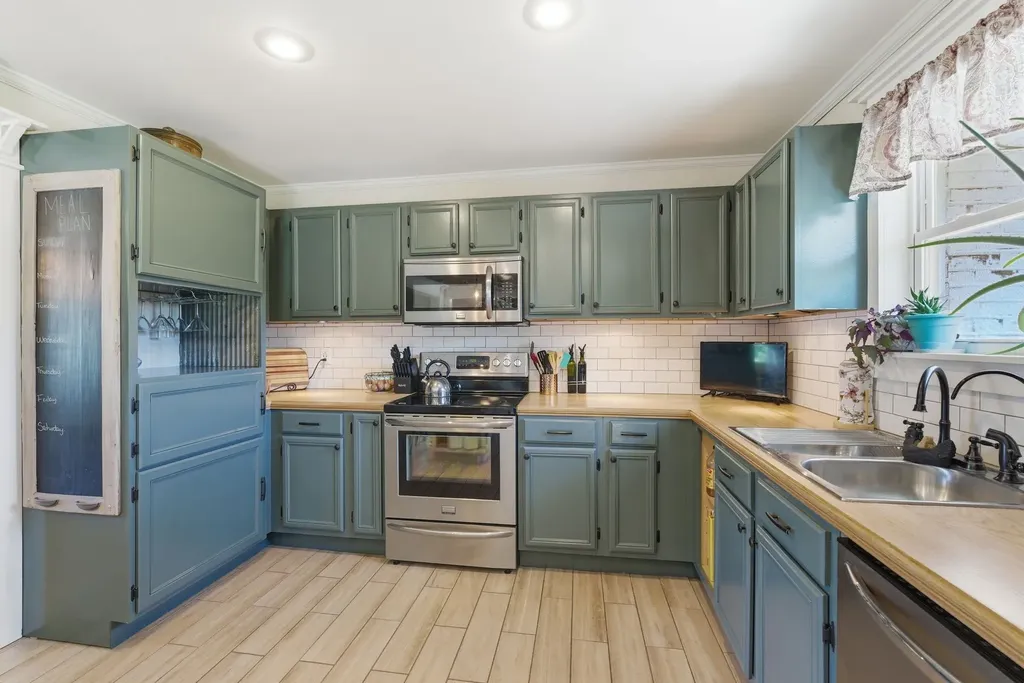 2000 Saint Joseph Drive Nashville TN 37218
