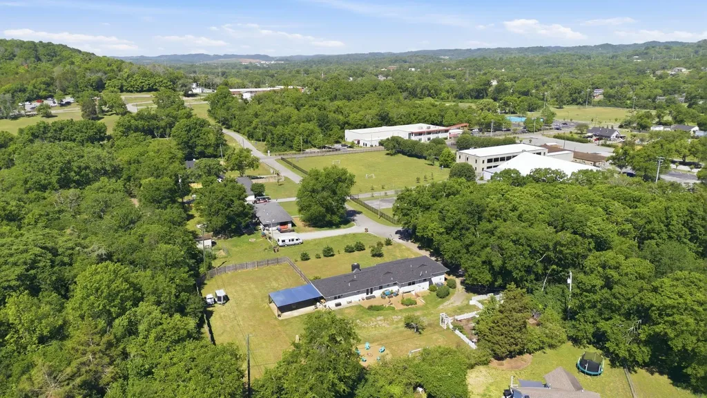 2000 Saint Joseph Drive Nashville TN 37218