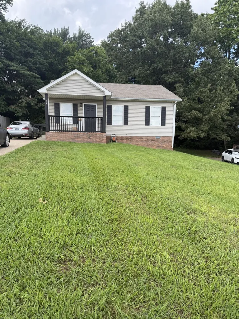 290 Fritz Circle Clarksville TN 37042