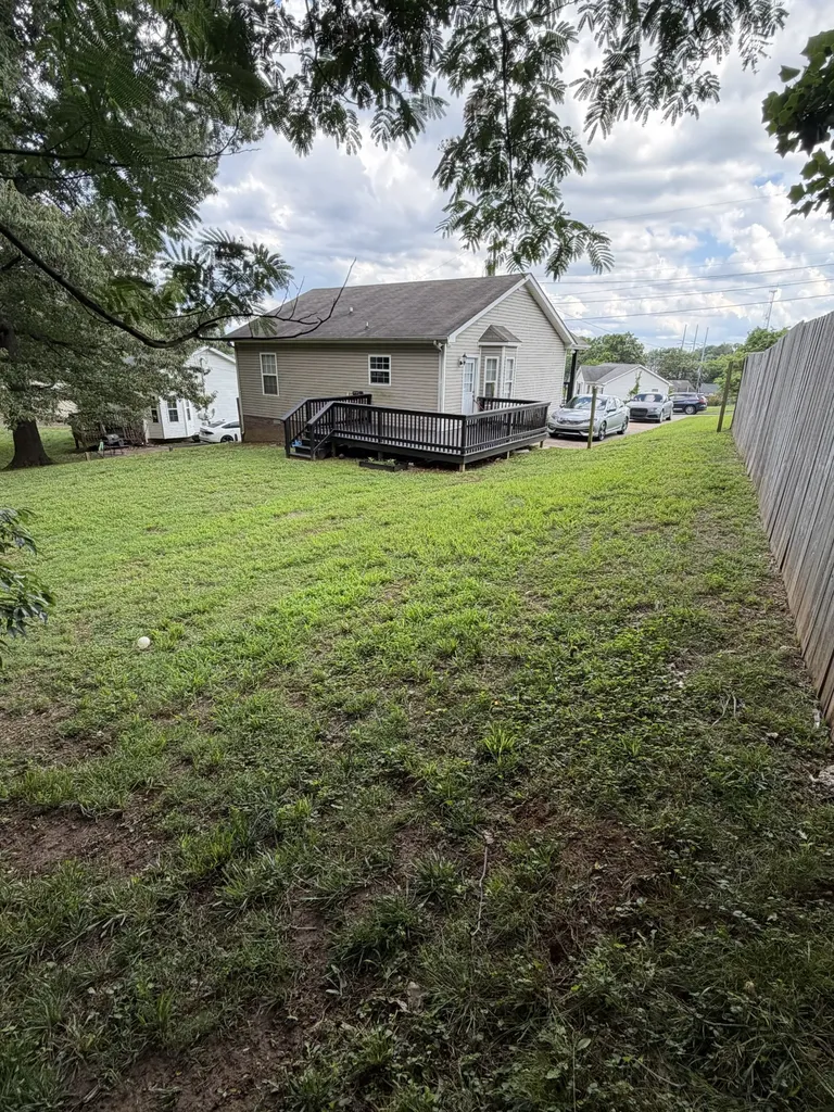 290 Fritz Circle Clarksville TN 37042