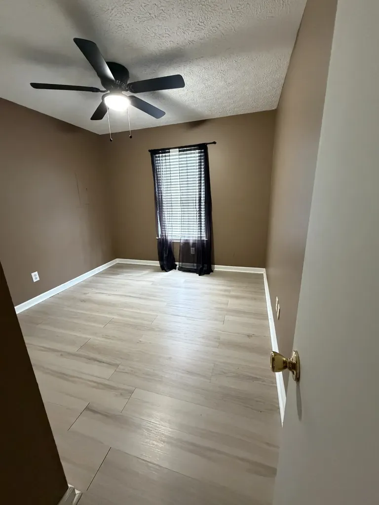 290 Fritz Circle Clarksville TN 37042