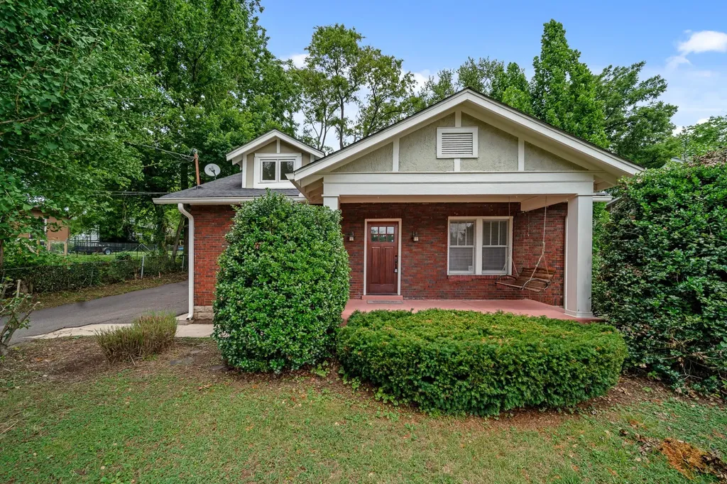 1710 Gale Lane Nashville TN 37212