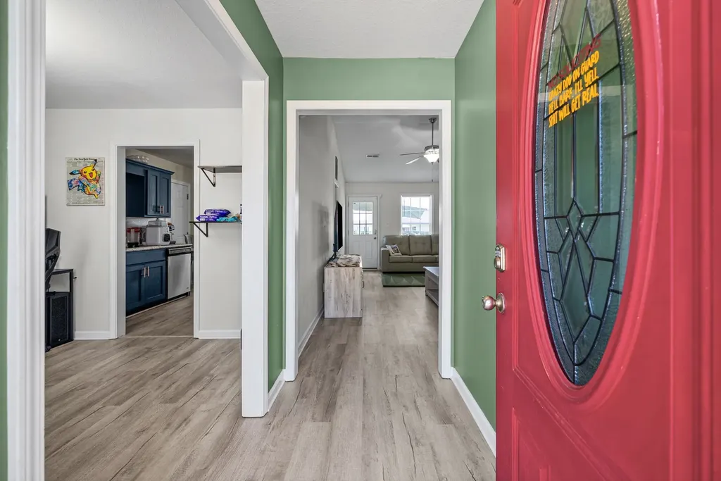 949 Hugh Hunter Road Oak Grove KY 42262
