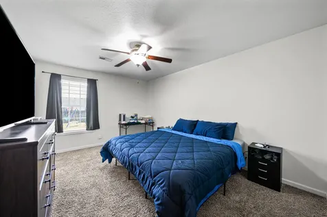 949 Hugh Hunter Road Oak Grove KY 42262