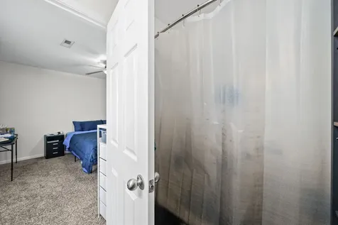 949 Hugh Hunter Road Oak Grove KY 42262