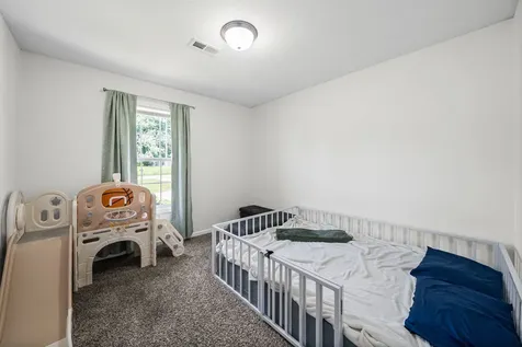 949 Hugh Hunter Road Oak Grove KY 42262