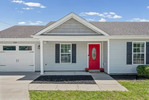 949 Hugh Hunter Road Oak Grove KY 42262