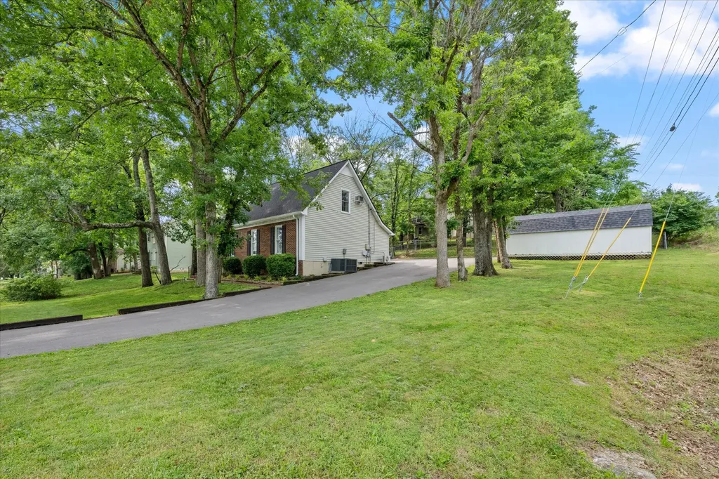 100 Windward Drive Mount Juliet TN 37122