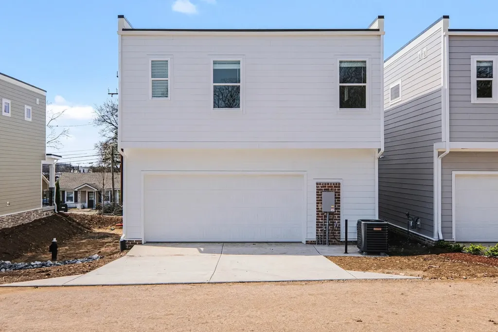 3045A Hillside Road Nashville TN 37207