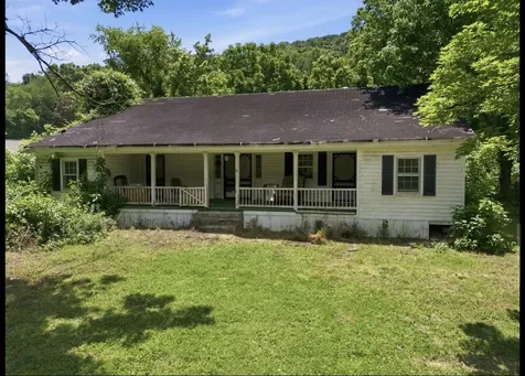 17 Dog Branch Road, S Pleasant Shade TN 37145