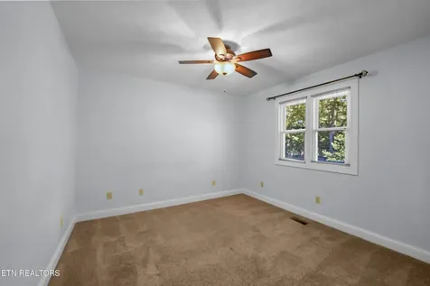 222 Amherst Lane Crossville TN 38558