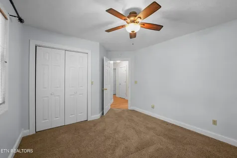 222 Amherst Lane Crossville TN 38558