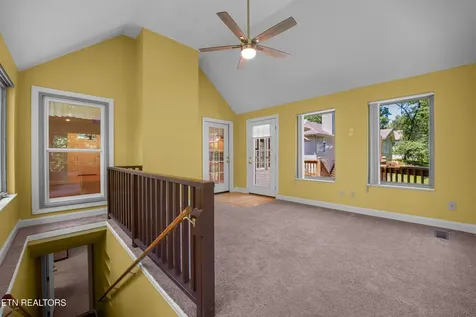 222 Amherst Lane Crossville TN 38558
