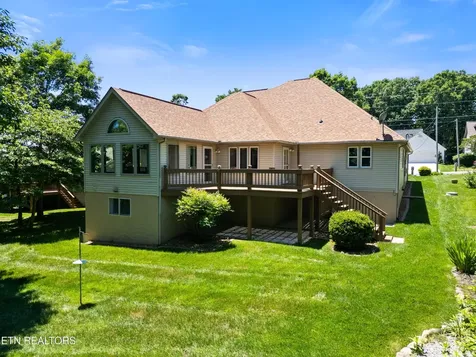 222 Amherst Lane Crossville TN 38558