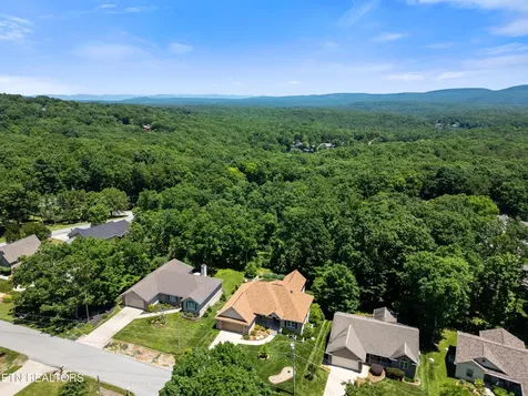 222 Amherst Lane Crossville TN 38558