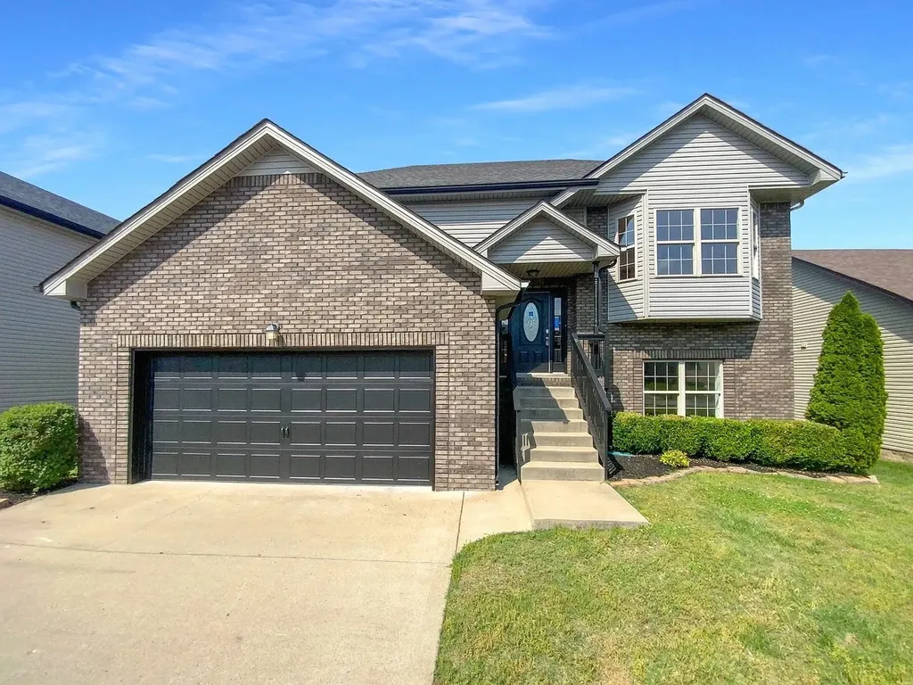 1575 Cobra Lane Clarksville TN 37042