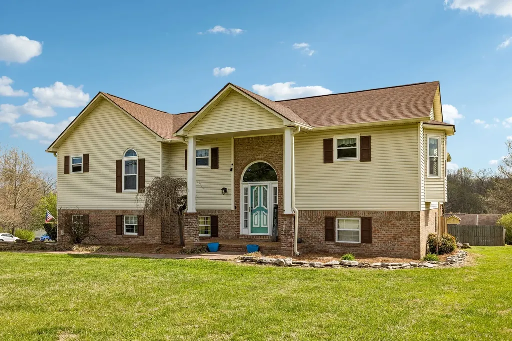 97 Oak Valley Drive Spring Hill TN 37174