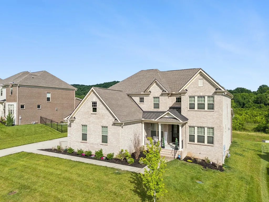 3208 Chase Point Drive Franklin TN 37067