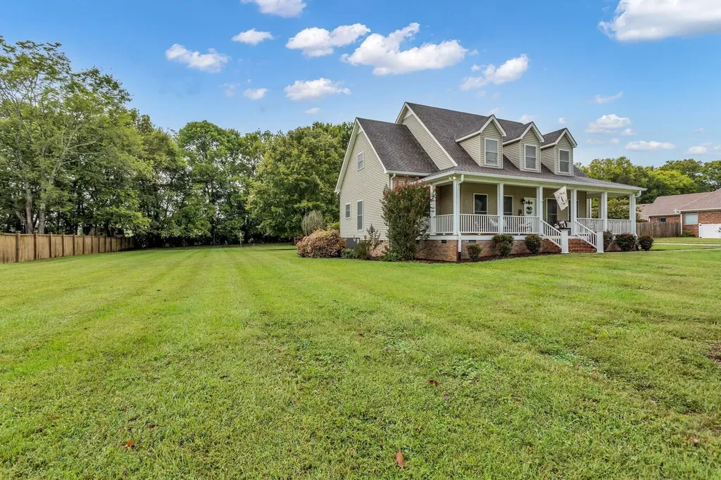 6421 Yeatman Lane Columbia TN 38401