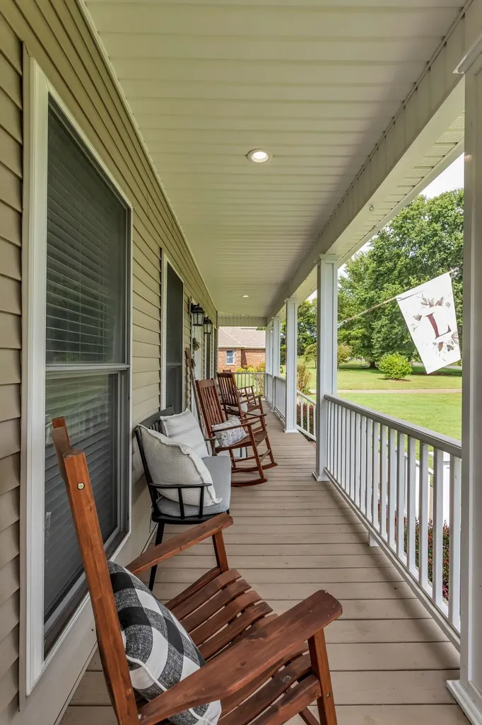6421 Yeatman Lane Columbia TN 38401