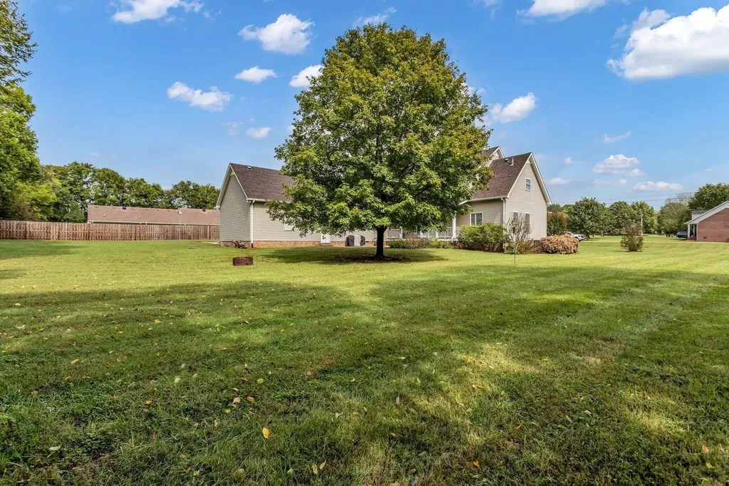 6421 Yeatman Lane Columbia TN 38401