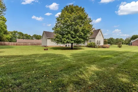 6421 Yeatman Lane Columbia TN 38401