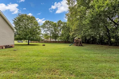 6421 Yeatman Lane Columbia TN 38401