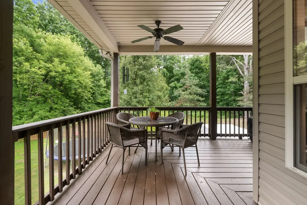 3352 R O Peach Road Columbia TN 38401