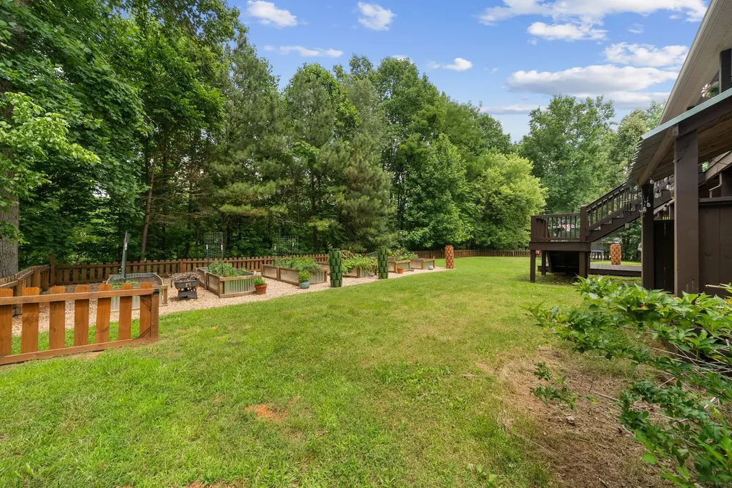 3352 R O Peach Road Columbia TN 38401