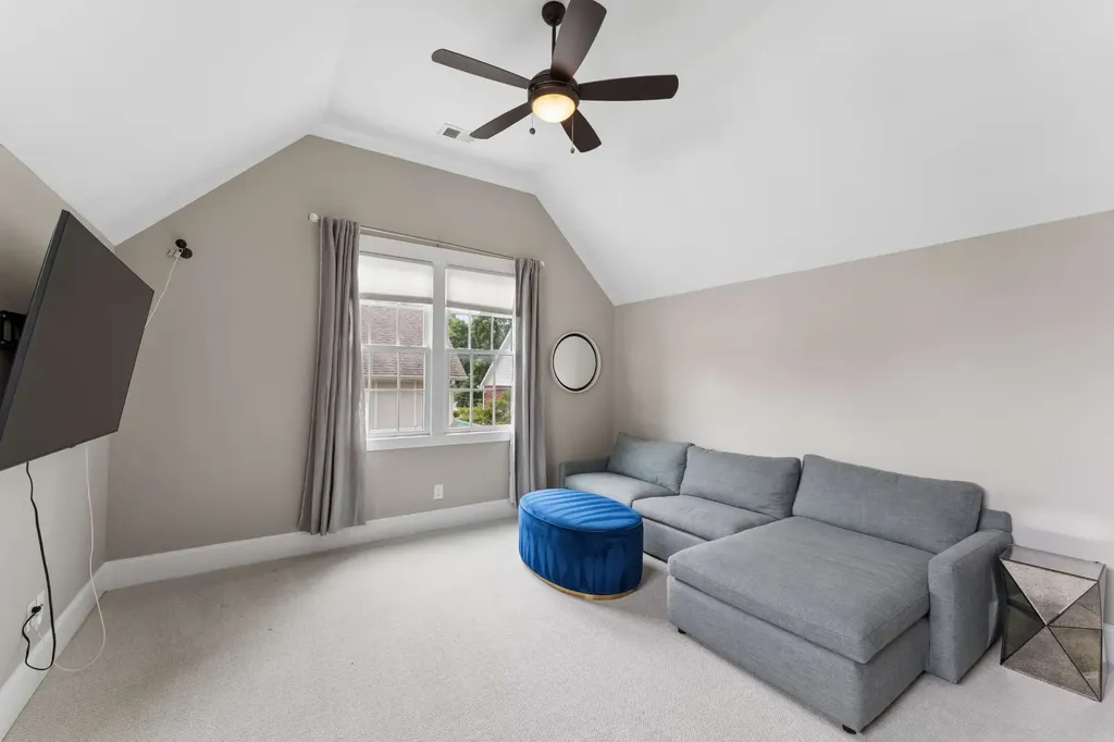 4115B Oriole Place Nashville TN 37215