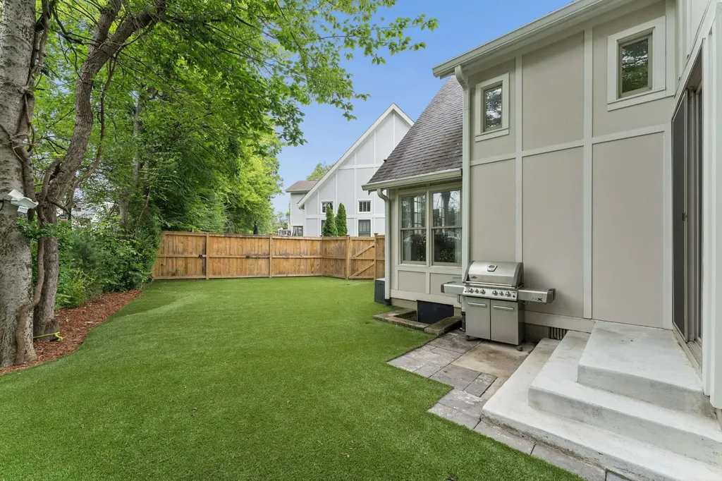 4115B Oriole Place Nashville TN 37215