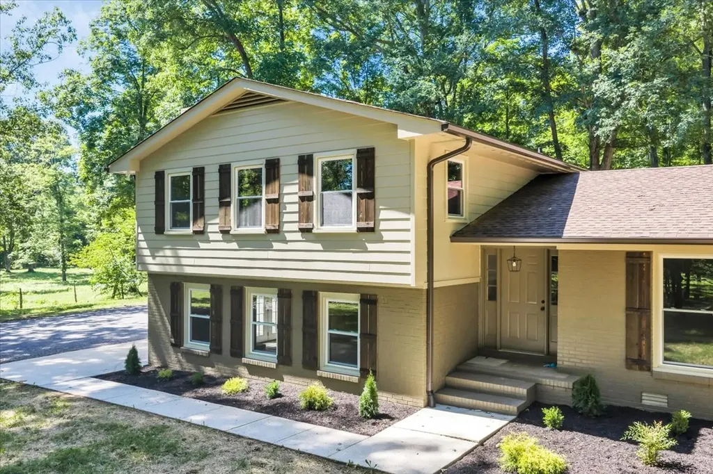 460 Hickory Hill Road Shelbyville TN 37160