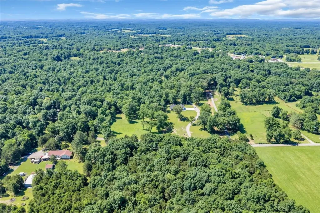 460 Hickory Hill Road Shelbyville TN 37160