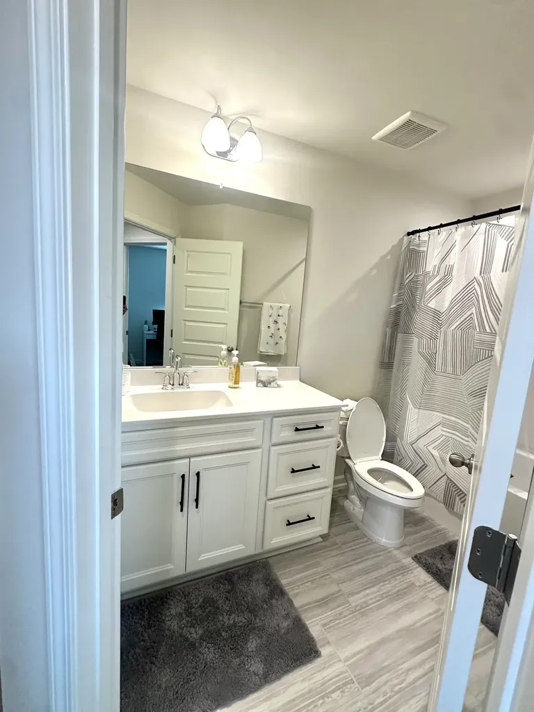 5069 Dayflower Drive Hermitage TN 37076